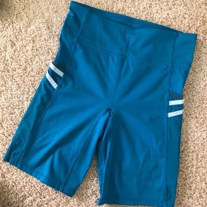 Trinity bike shorts - fabletics